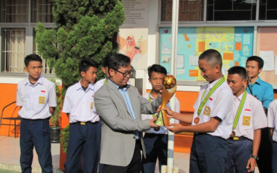 SMP Juara Bandung Juara 1 Futsal AIS Championship 2019 se-Bandung Raya