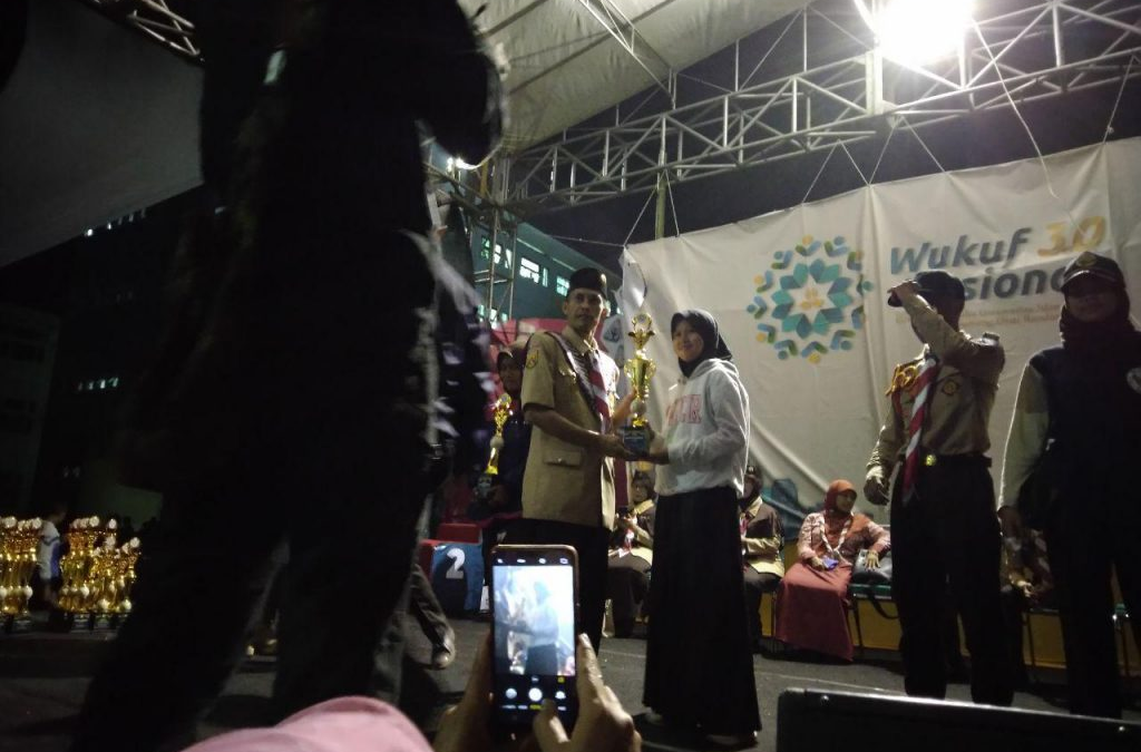 The Scouts of SMP Juara Bandung won 3rd place in the Madya category at the National Level LKBB