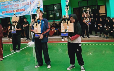 PASUKAN PENGIBAR BENDERA (PASPERA) SMP JUARA BANDUNG KEMBALI MERAIH GELAR JUARA PADA AJANG LKBB BARIS COMPETITION (BISON) SMP 27 BANDUNG